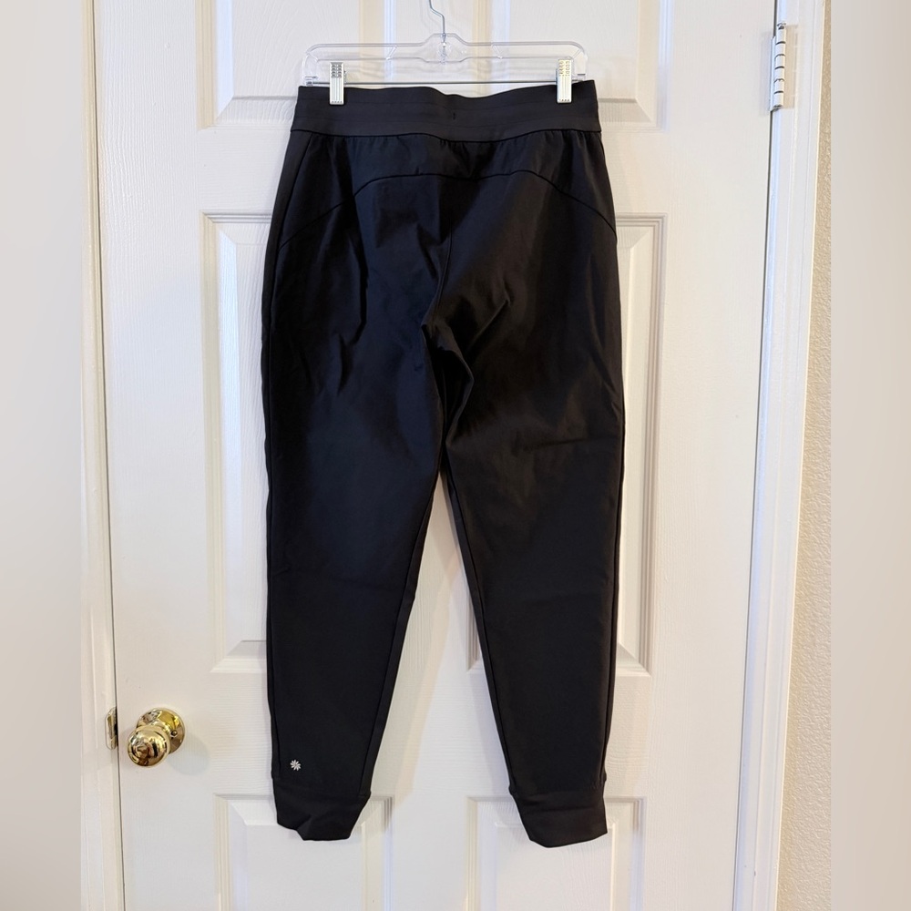 Athleta Headlands Hybrid Trek Mid Rise Black Jogger Pants - Women’s 8 - Picture 3 of 7